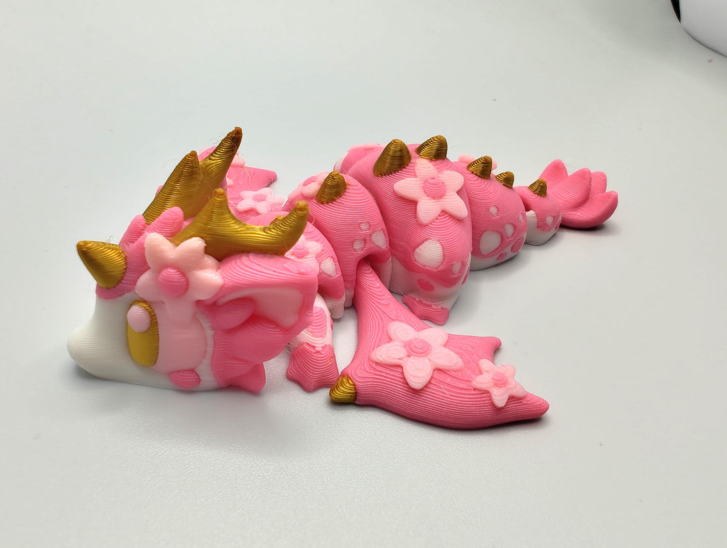 Articulated Dragon Fidget Collectable - Pocket Animal Desk Pet - Butterfly, Lava, Ice Cream, Sakura, Crystal, Dragonfruit, Celestial