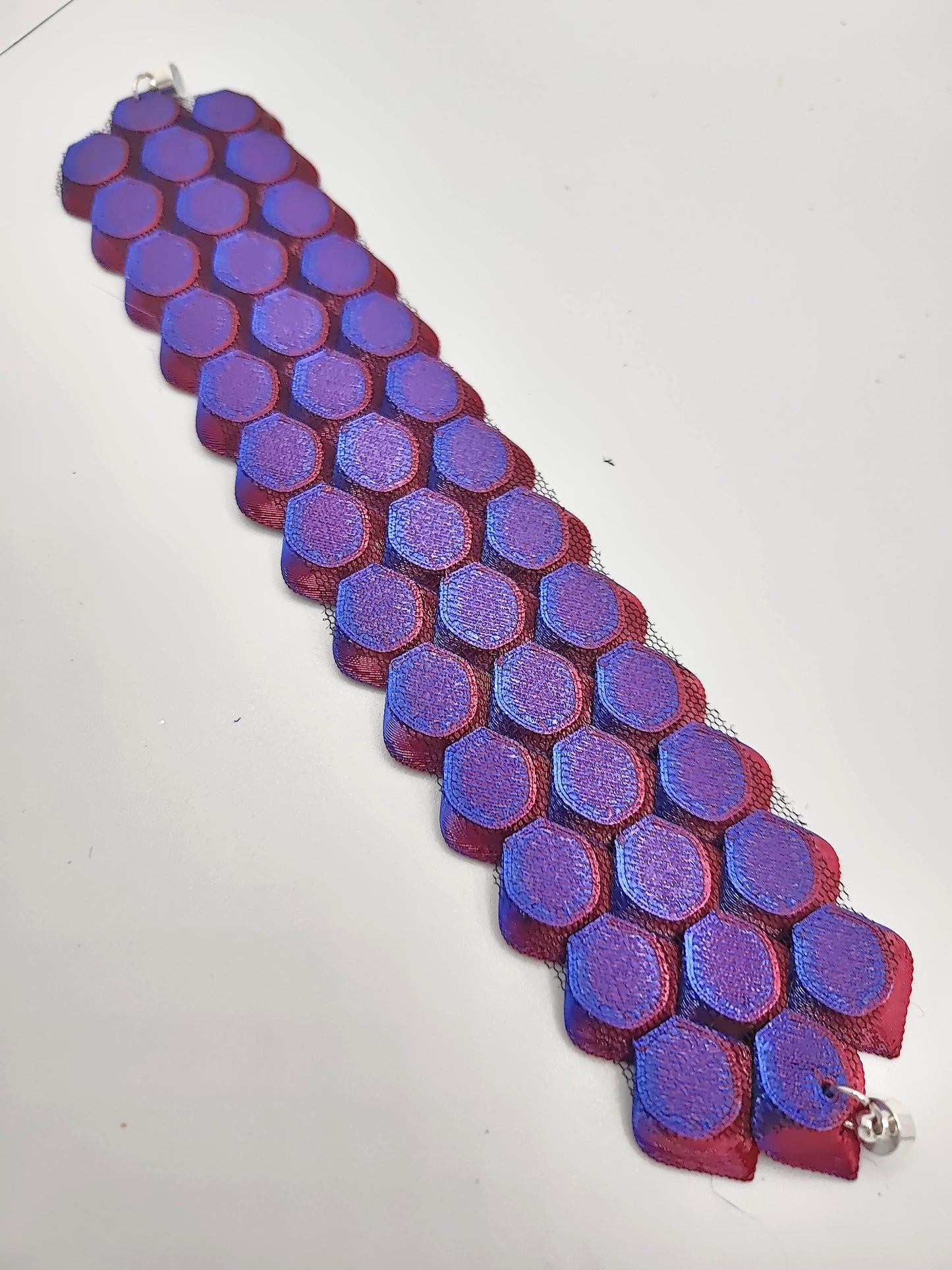 Dragon Scale Bracelet - Scalemail Bracelet - 3D Printed Dragon Scale Cuff Dragon Cosplay Magnetic Clasp Gift for Her or Him Fidget Bracelet