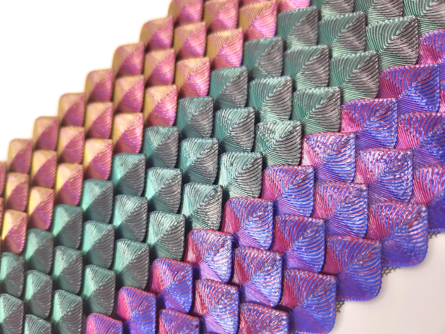 Dragon Scale Bracelet - Scalemail Bracelet - 3D Printed Dragon Scale Cuff Dragon Cosplay Magnetic Clasp Gift for Her or Him Fidget Bracelet