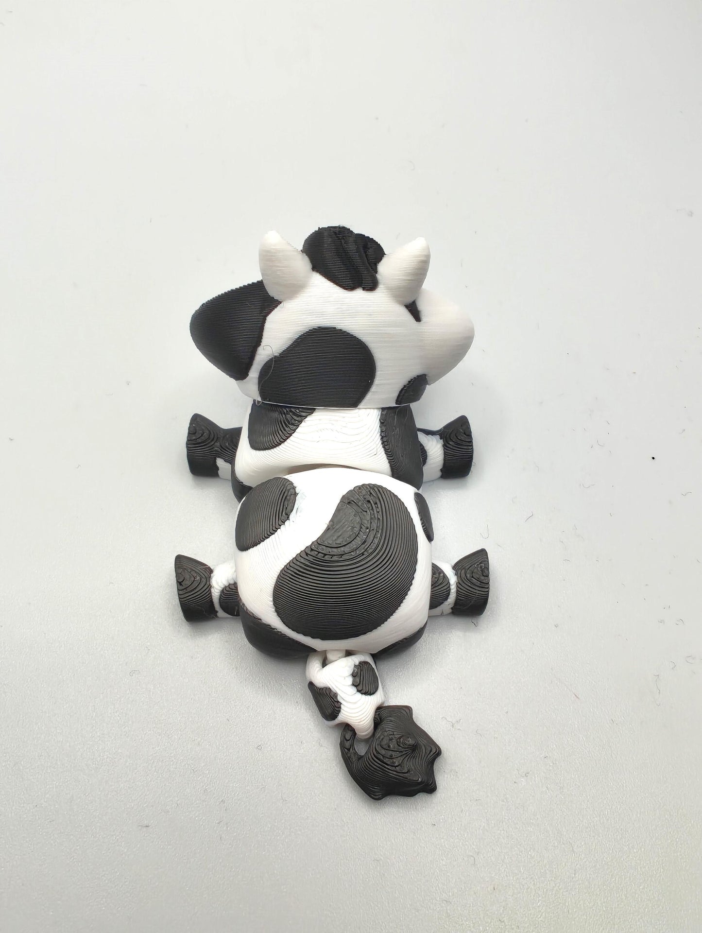 Articulated Cow Fidget Model ā Flexible 3D Printed Cow - Pocket Animal ā Sensory Desk Pet