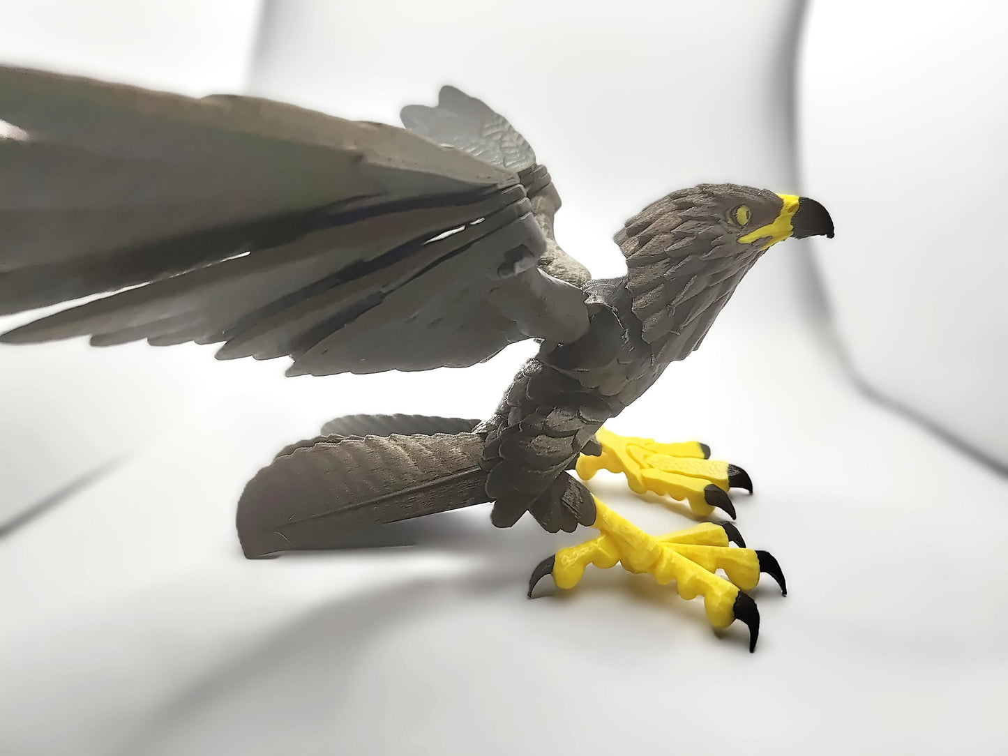 Articulated Golden Eagle Model 3D Printed Bird - Bird of Prey - Bird Ornament Display Item - Bird Fidget