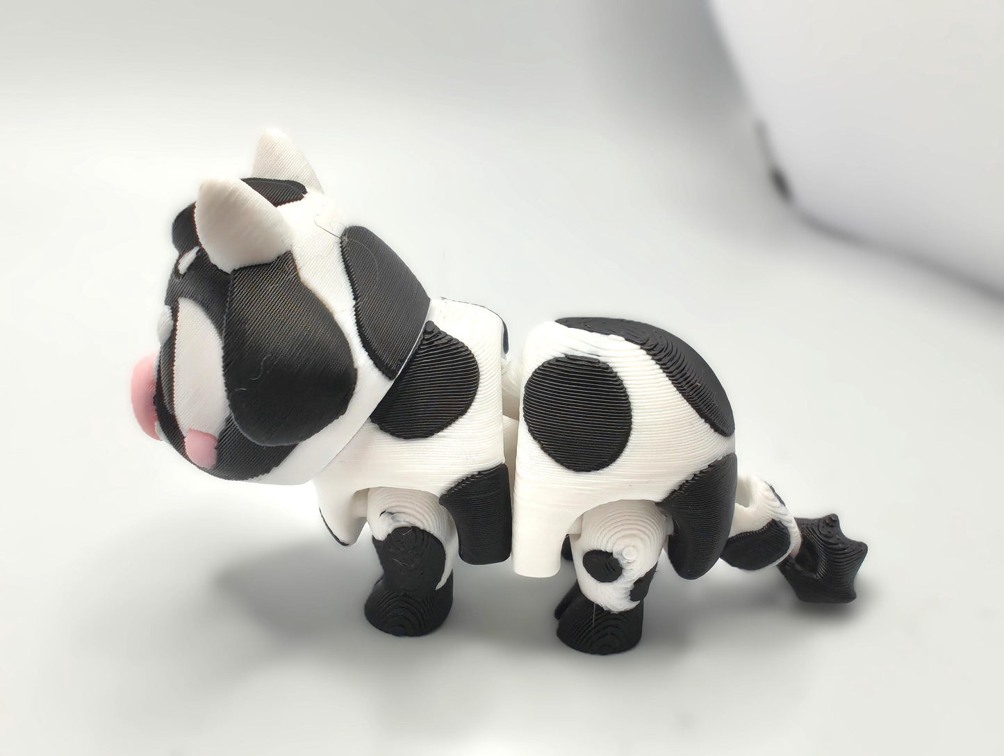Articulated Cow Fidget Model ā Flexible 3D Printed Cow - Pocket Animal ā Sensory Desk Pet