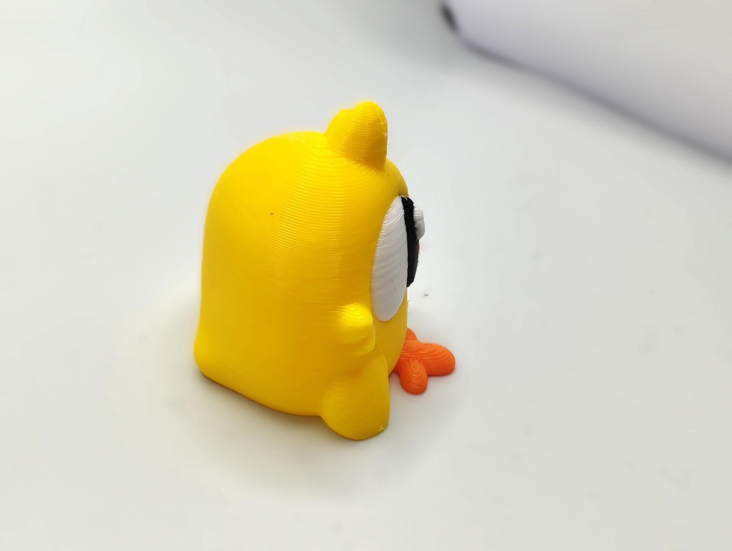 Pocket Chick – Teeny Tiny Cute Model 3D-Printed (non-articulated)