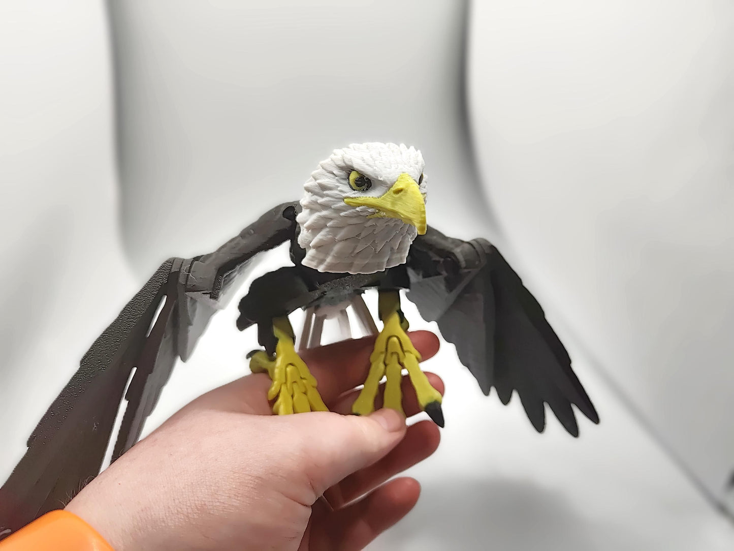 Articulated Bald Eagle Model 3D Printed Bird - Bird of Prey - Bird Ornament Display Item - Bird Fidget