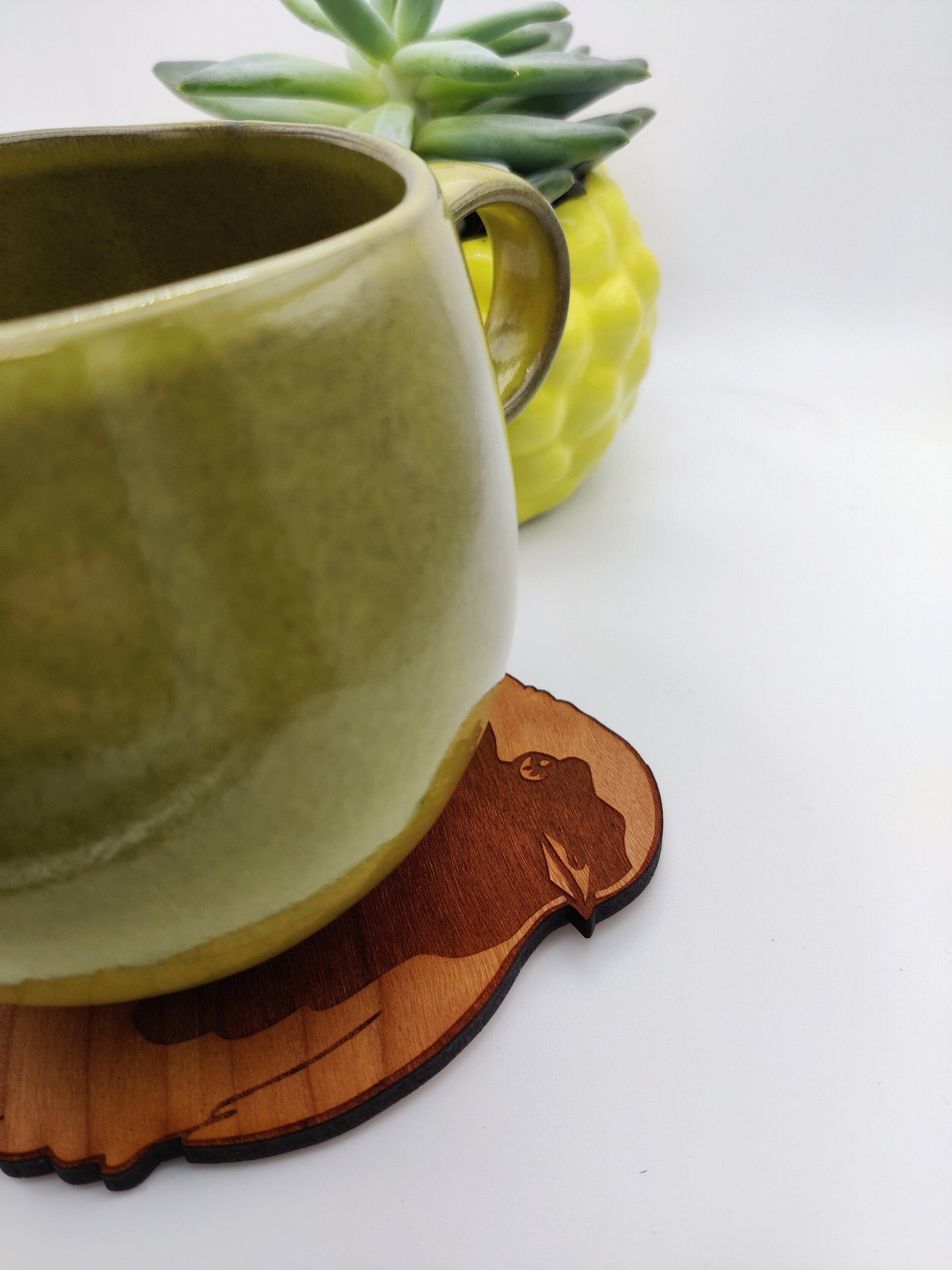 British Animal Coasters - Robin, Otter, Badger, Fox, Hedgehog - Cherry Wood Ply - Laser Cut and Engraved - Perfect For A Gift, Homeware