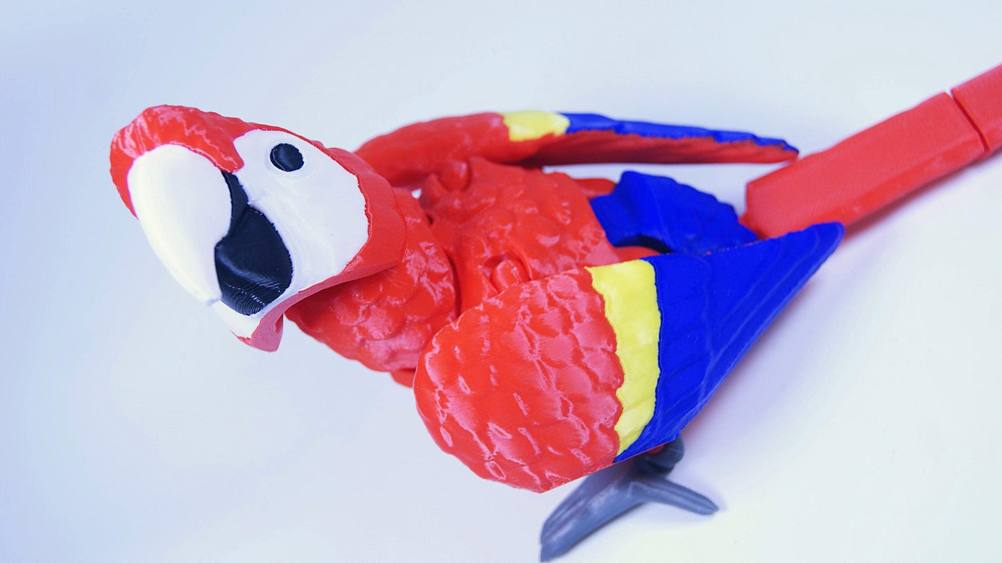 Articulated Scarlet Macaw 3D Printed Parrot Model - 3D Printed Macaw - Bird Ornament Display Item - Bird Fidget
