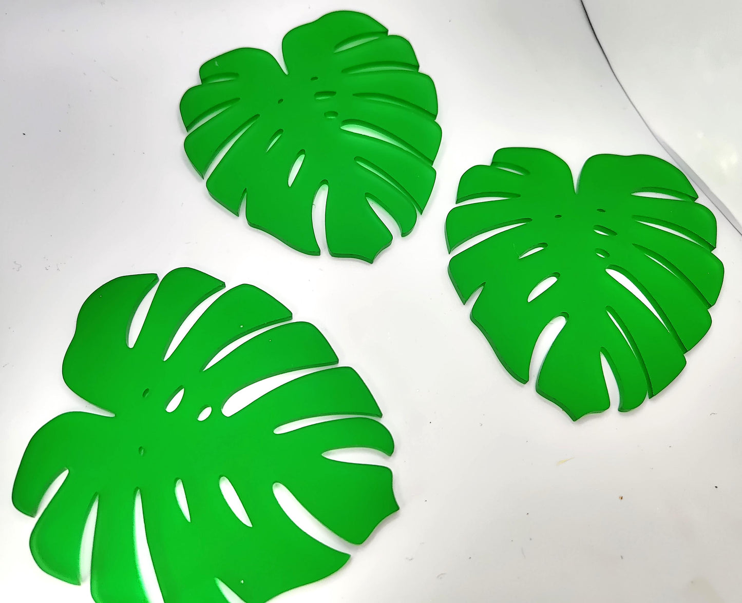 Monstera Leaf Frosted Acrylic Coaster - Laser Cut - Minimalist Home Decor - Perfect For A Cute And Unique Birthday Gift, Christmas etc