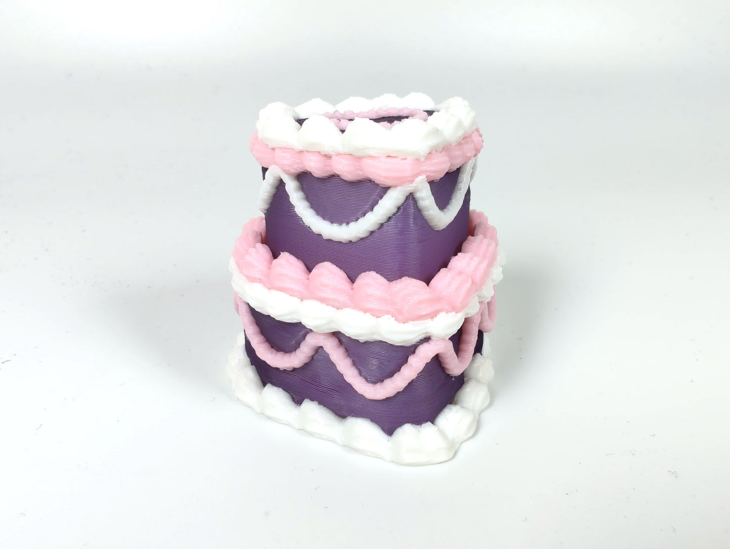 Frosted Violet Cake Clicker – 3D Printed Heart-Shaped Cake Fidget Toy