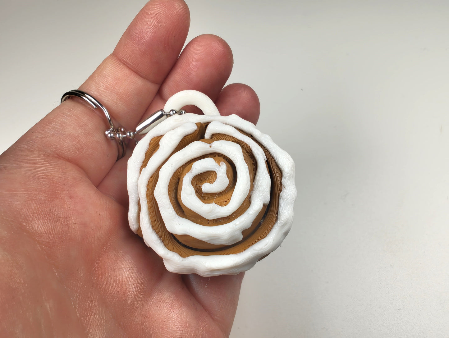 Cinnamon Swirl Cinnamon Bun Pastry Clicker – 3D Printed Pastry Fidget Toy