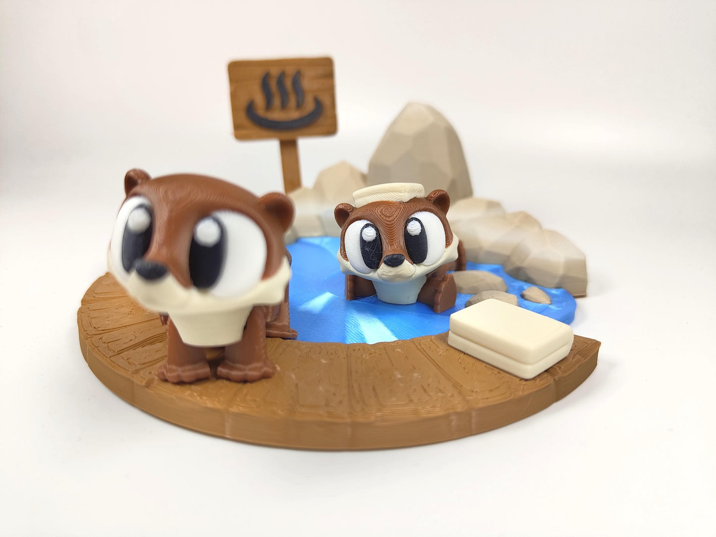 Otter Onsen 3D Printed Diorama - Articulated Otter Fidget Collectable  - River Otter Onsen Hot Springs - 3D Printed Otter and Onsen set
