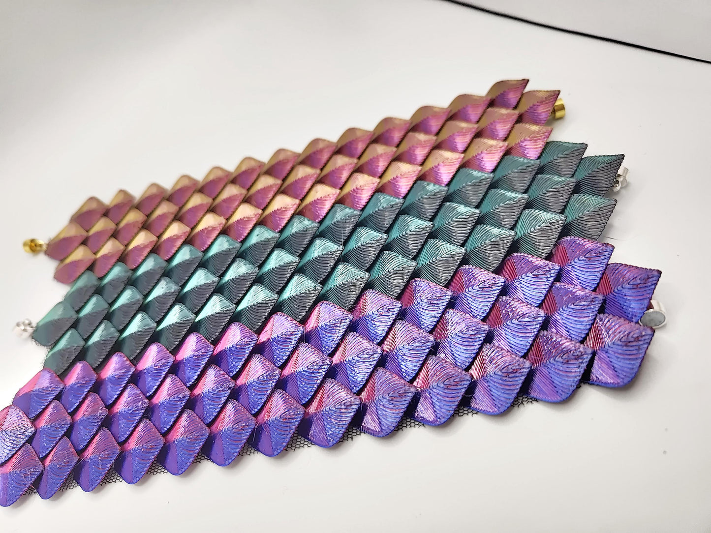 Dragon Scale Bracelet - Scalemail Bracelet - 3D Printed Dragon Scale Cuff Dragon Cosplay Magnetic Clasp Gift for Her or Him Fidget Bracelet