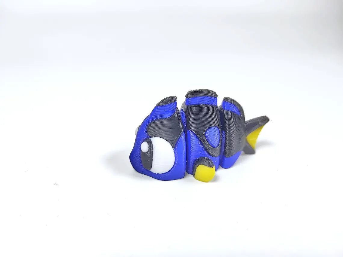 Articulated Surgeonfish Blue Tang Fidget Model – Flexible 3D Printed Surgeonfish Pocket Animal – Sensory Desk Pet