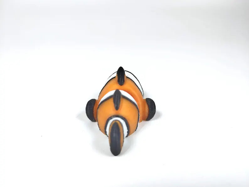 Articulated Clown Fish Fidget Model – Flexible 3D Printed Clown Fish Pocket Animal – Sensory Desk Pet